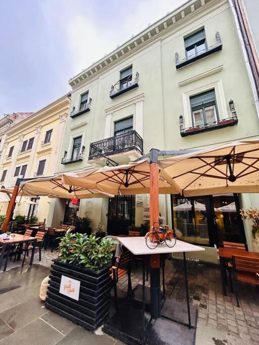 Hidden Gem In The Old Town Apartment Timisoara Exterior photo